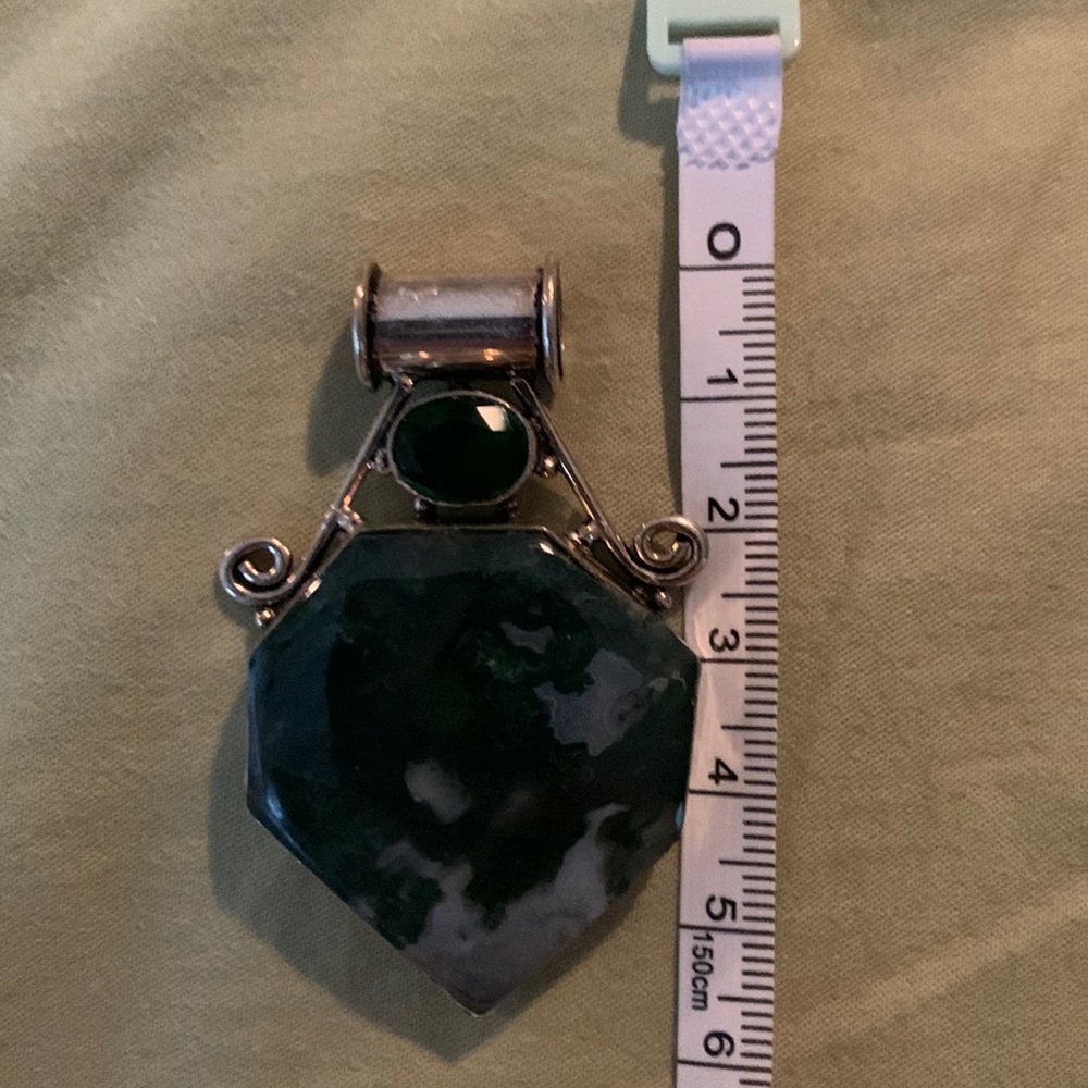 925 overly pendant